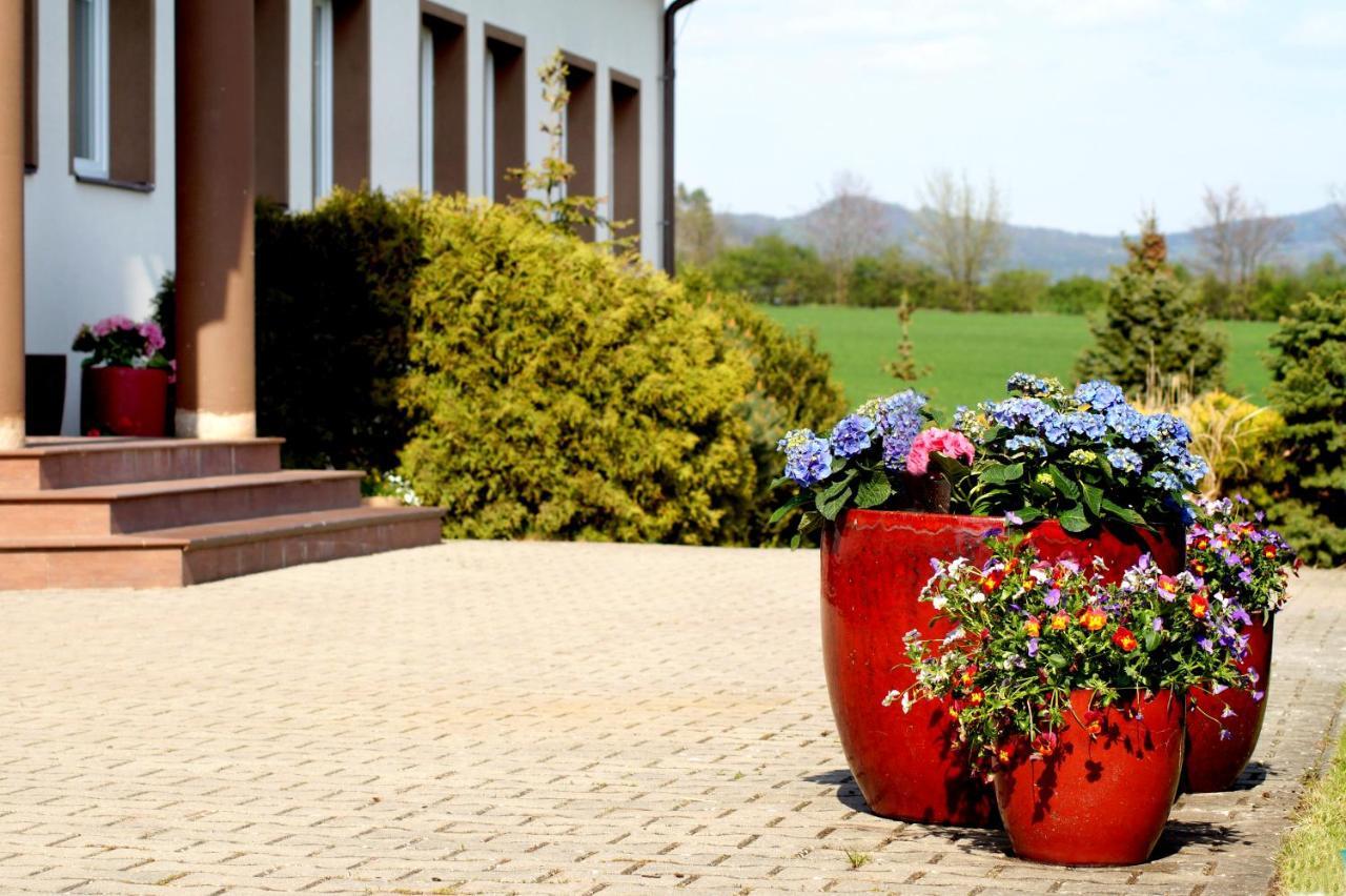 Hotel Brada Jičín Esterno foto